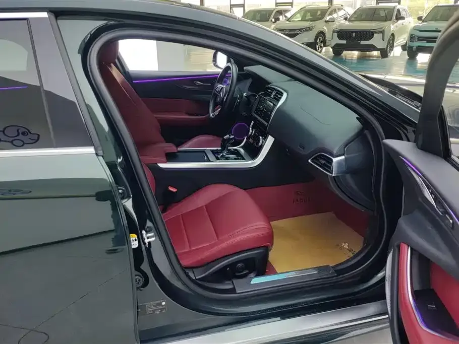 Jaguar XEL 2023 из CN, фото 8