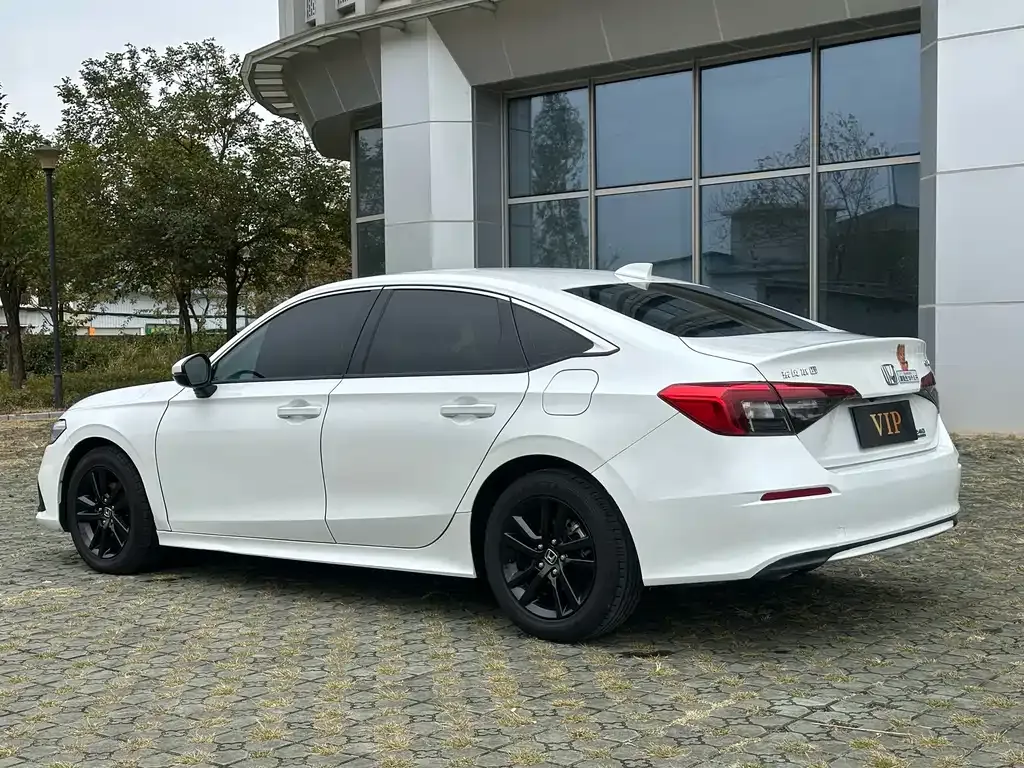 Honda Civic — фото 7