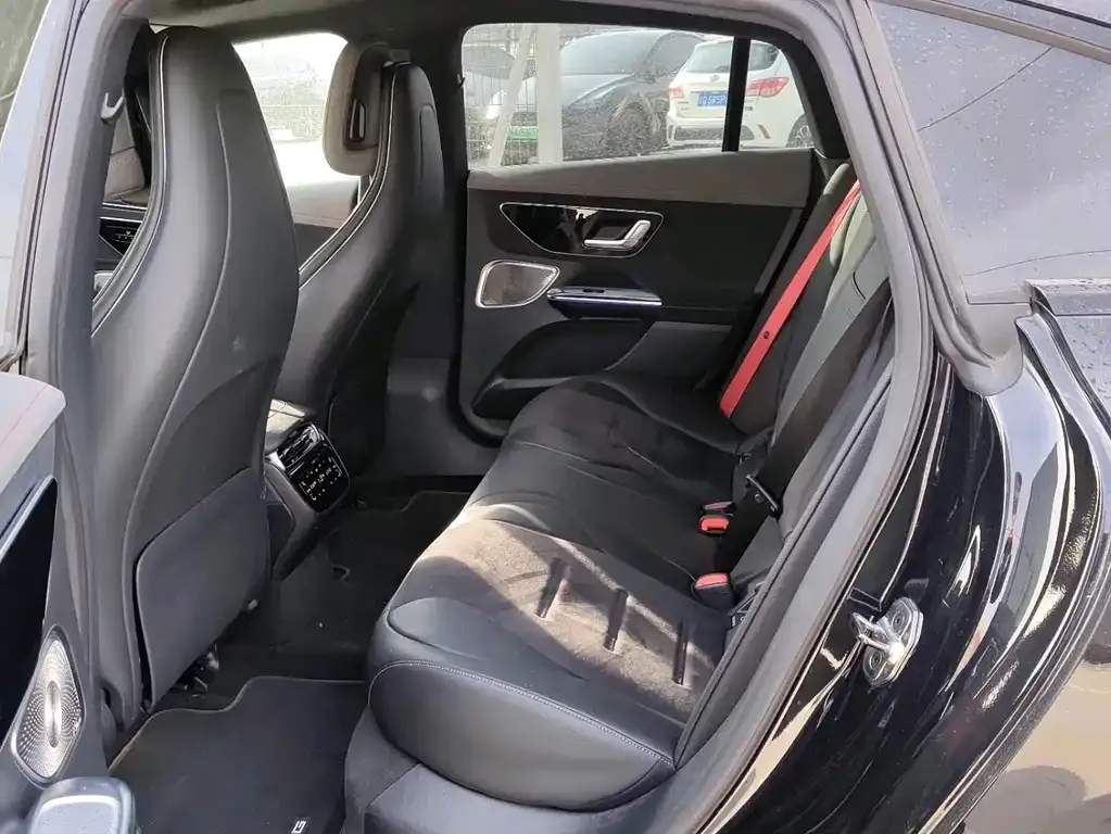 Mercedes-Benz EQE AMG 2023 из CN, фото 7