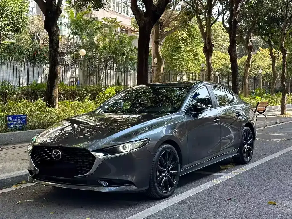 Mazda 3 Axela — фото 1