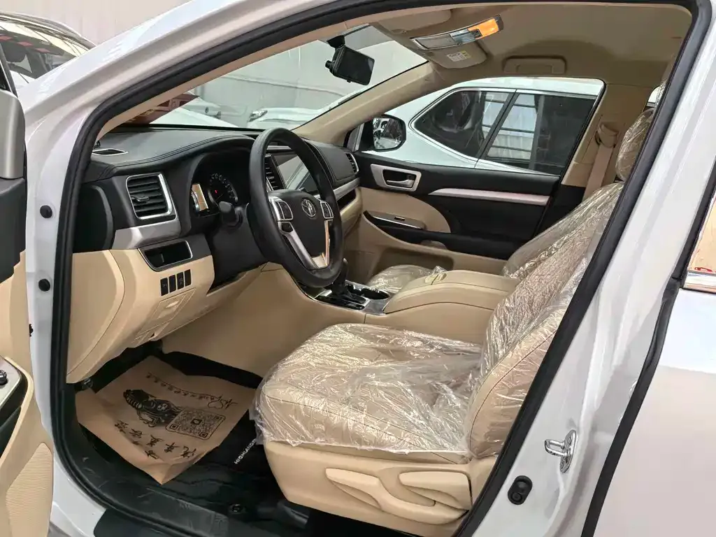 Toyota Highlander 2021 из CN, фото 3