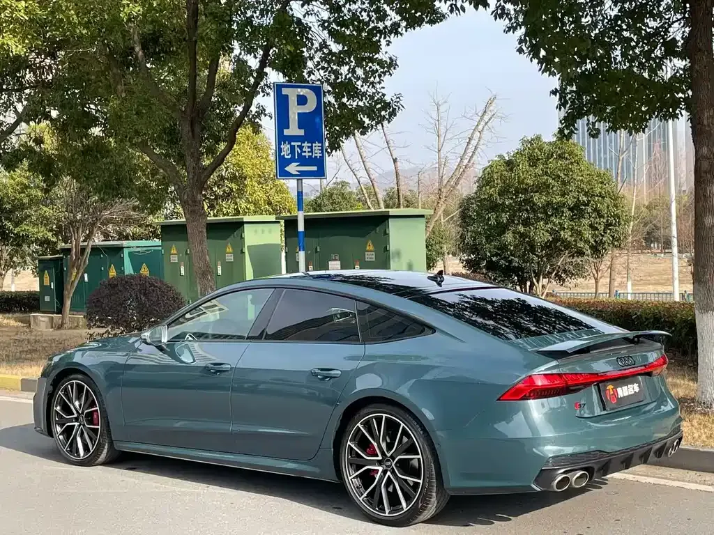 Audi S7 2021 из CN, фото 10
