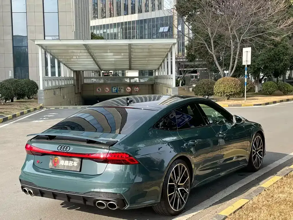 Audi S7 2021 из CN, фото 8