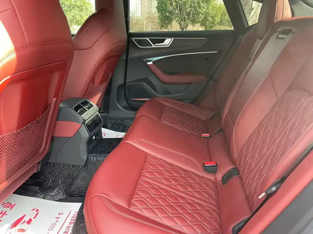 Audi S7 2021 из CN, фото 2