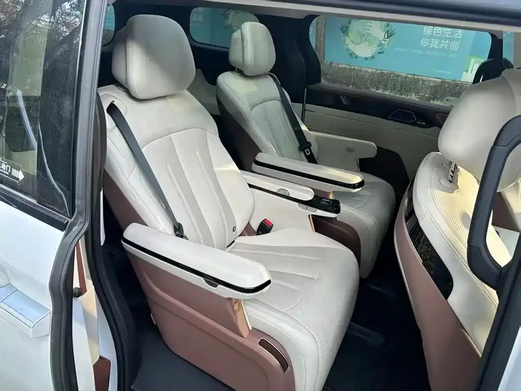 BYD Xia 2025 из CN, фото 6