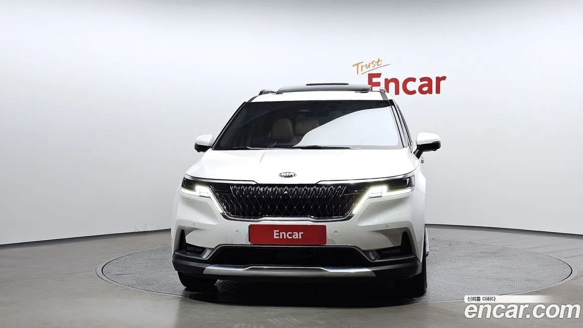 Kia Carnival — фото 2