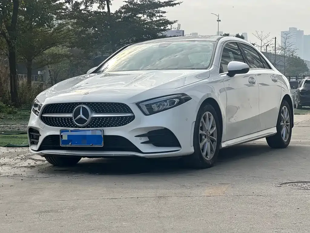 Mercedes-Benz A-Class — фото 1
