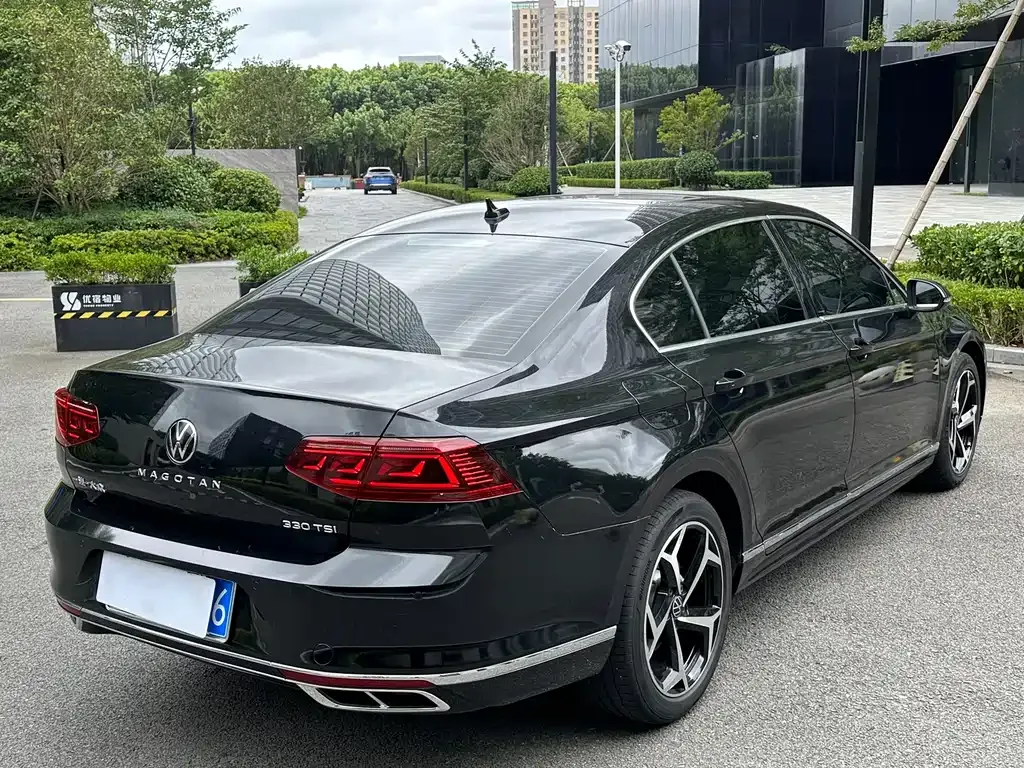 Volkswagen Magotan 2023 из CN, фото 10