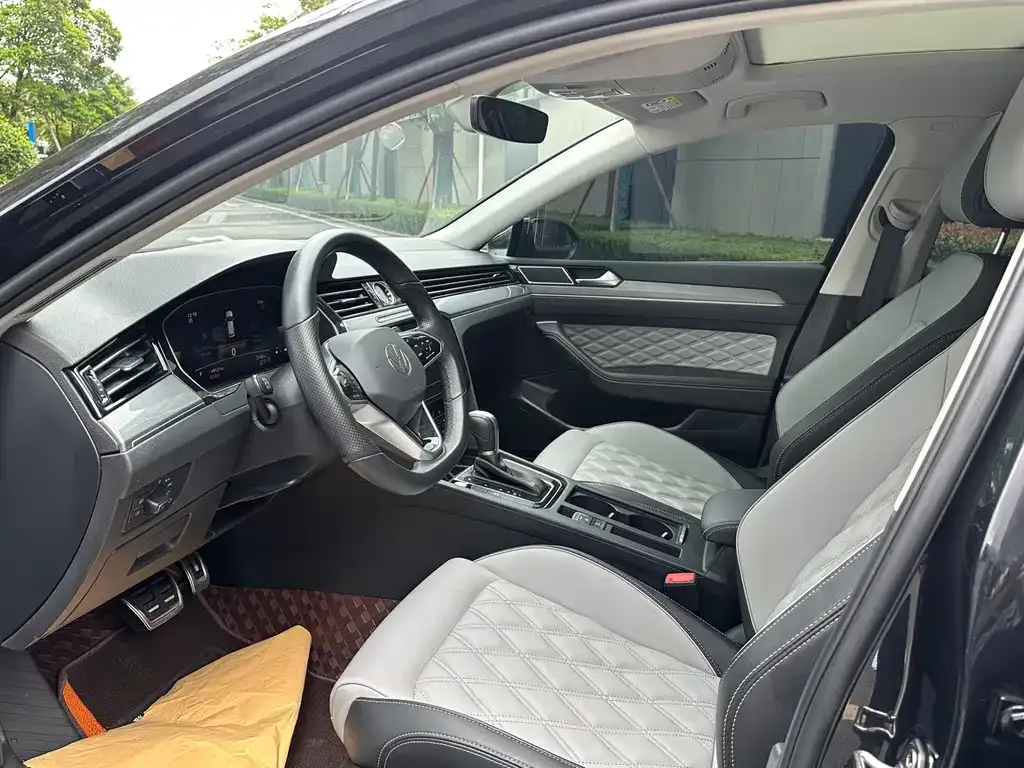 Volkswagen Magotan 2023 из CN, фото 3