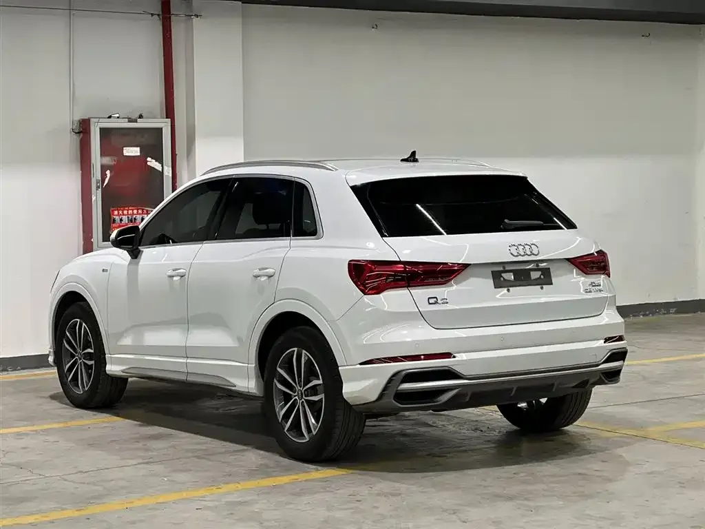 Audi Q3 2021 из CN, фото 5
