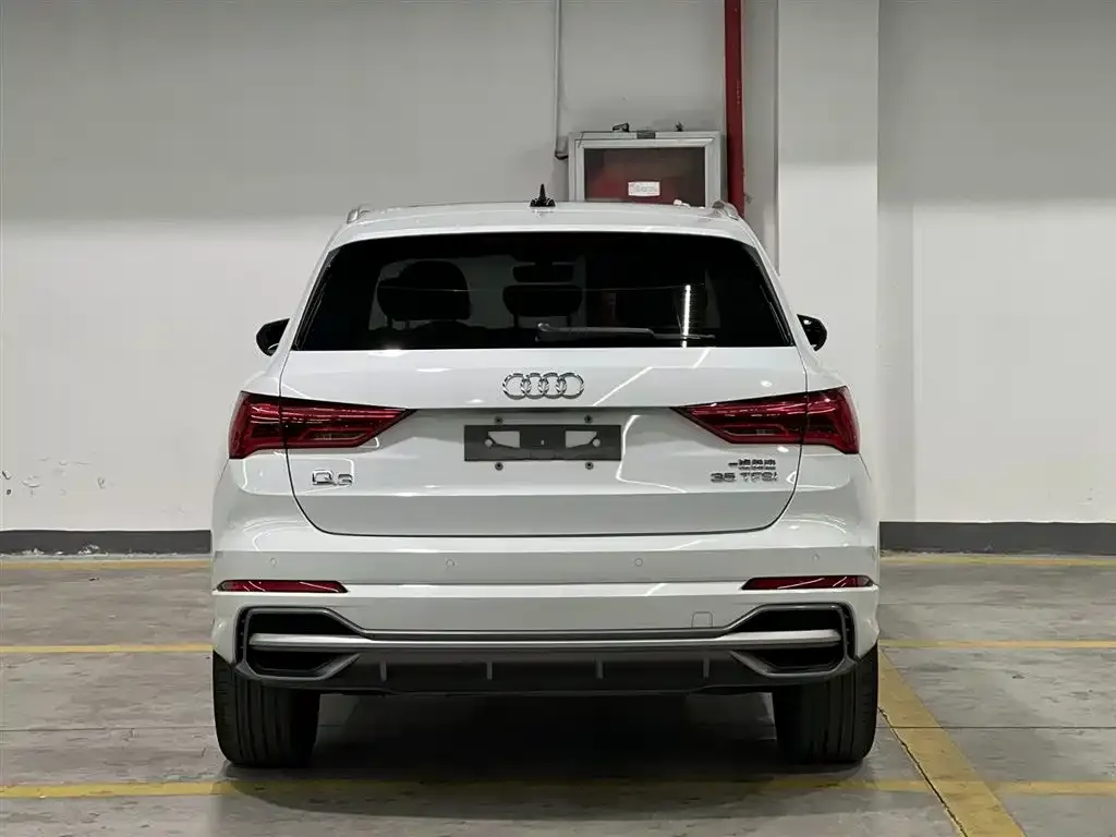 Audi Q3 2021 из CN, фото 3