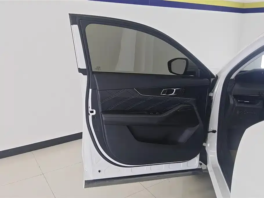 Changan UNI-K iDD 2023 из CN, фото 4