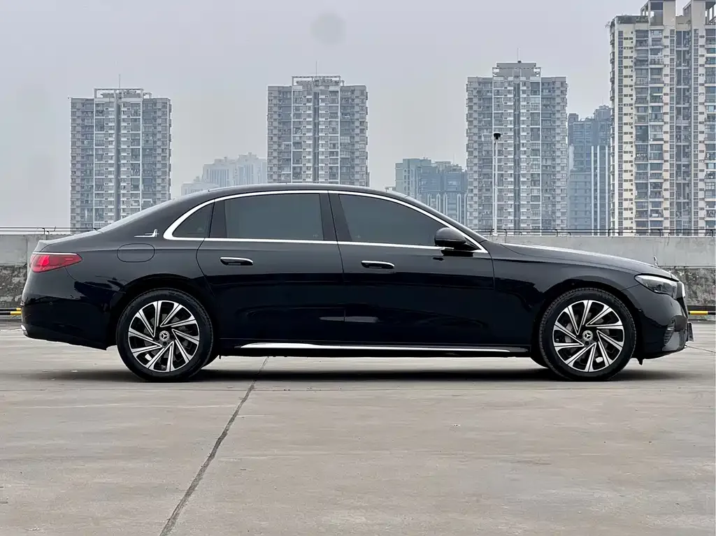Mercedes-Benz E-Class 2024 из CN, фото 9