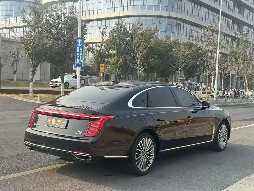 Hongqi H9 — фото 8