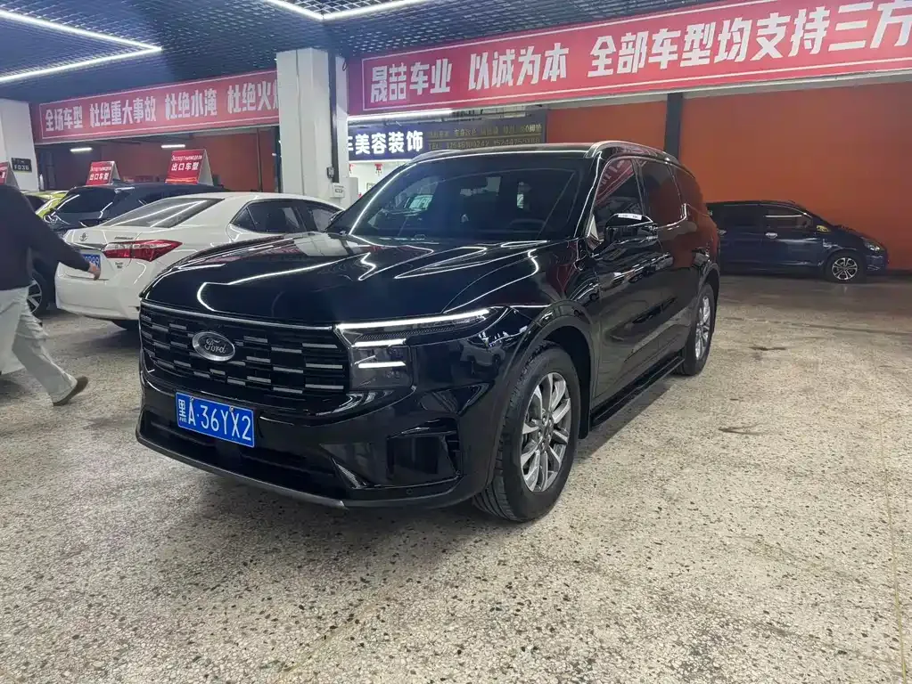 Ford Edge 2023 из CN, фото 1