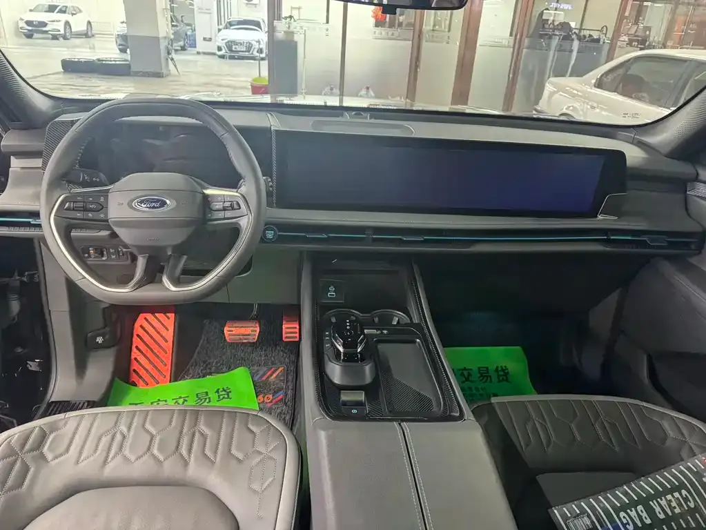 Ford Edge 2023 из CN, фото 3