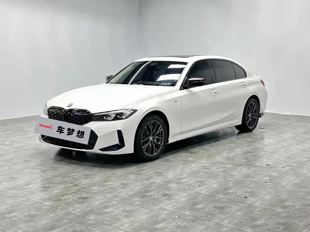 BMW 3 Series 2023 из CN, фото 1