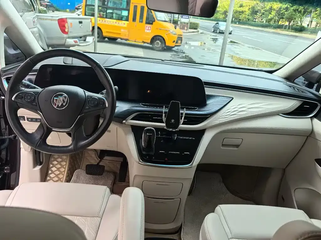 Buick GL8 2021 из CN, фото 4