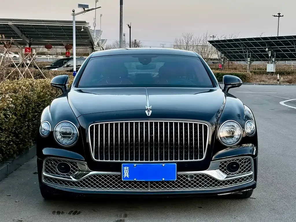 Bentley Flying Spur 2021 из CN, фото 9