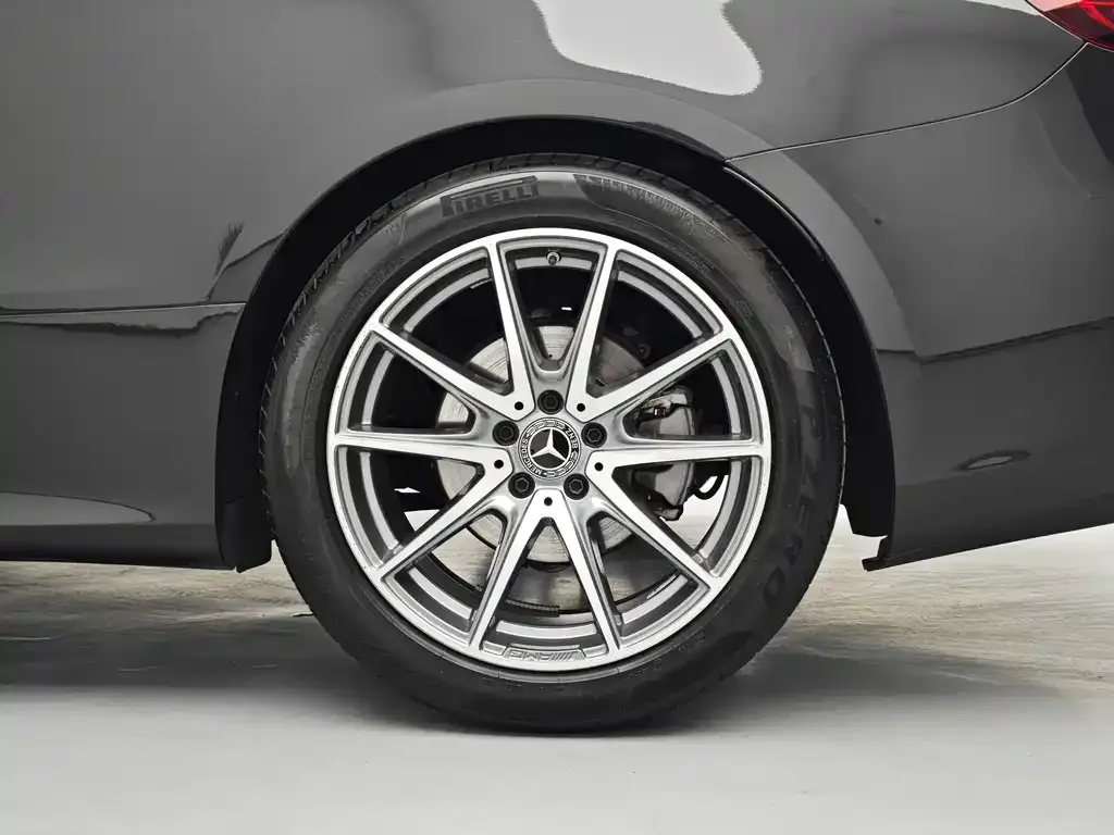 Mercedes-Benz E-Class (Import) — фото 9