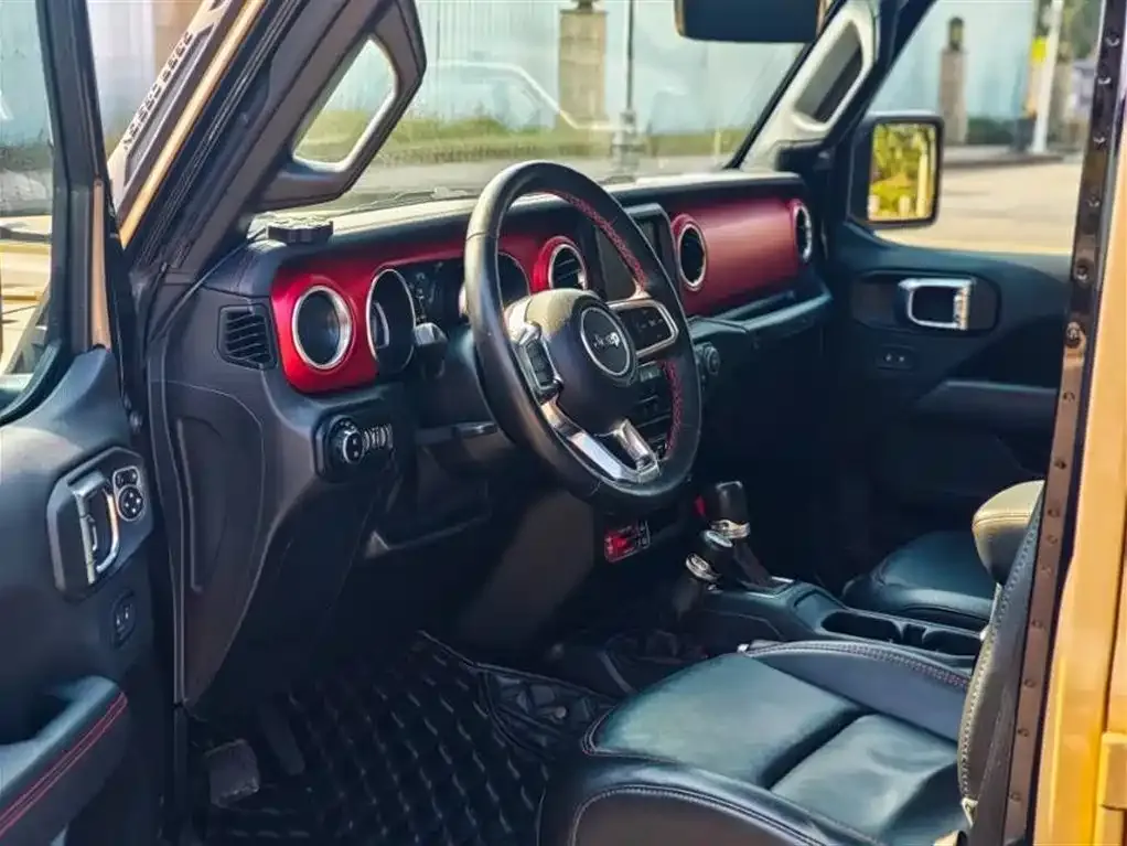 Jeep Wrangler 2022 из CN, фото 4