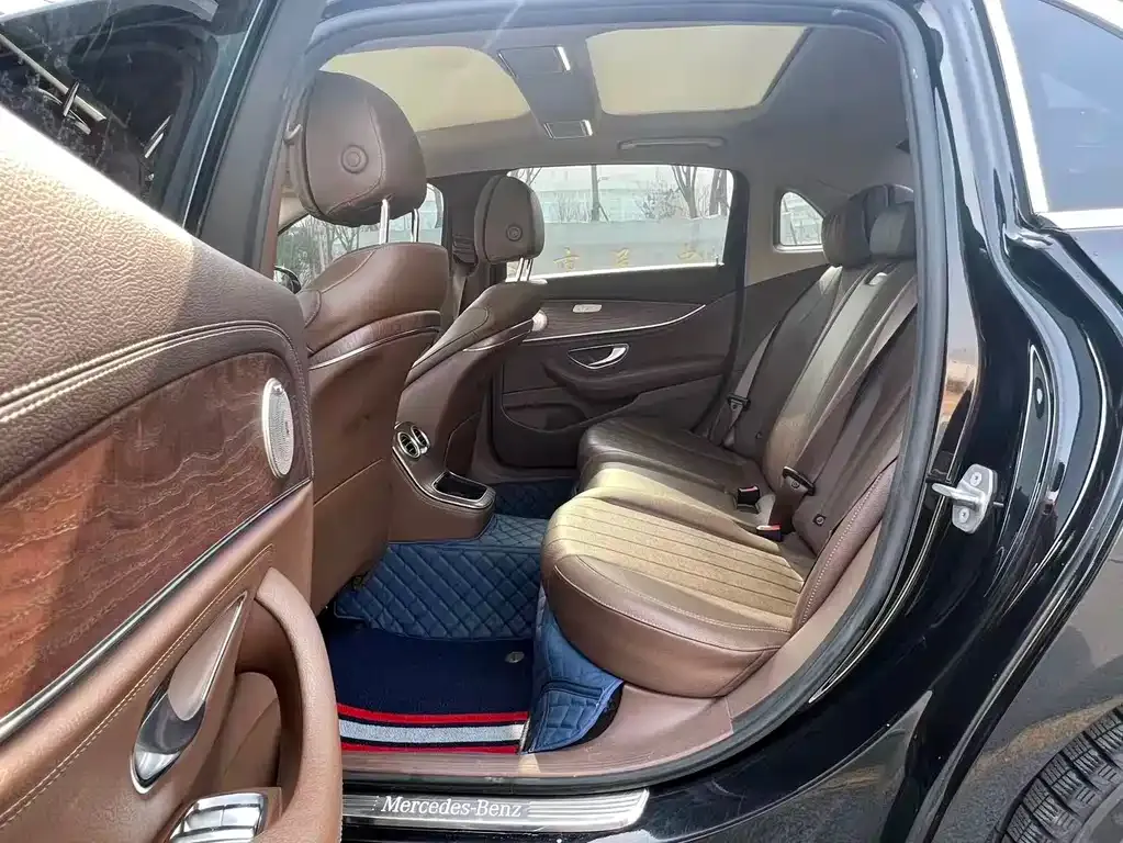 Mercedes-Benz E-Class 2021 из CN, фото 5