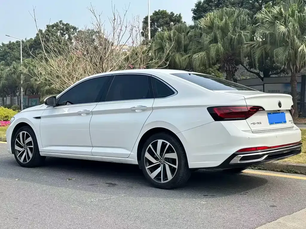 Volkswagen Sagitar 2023 из CN, фото 8