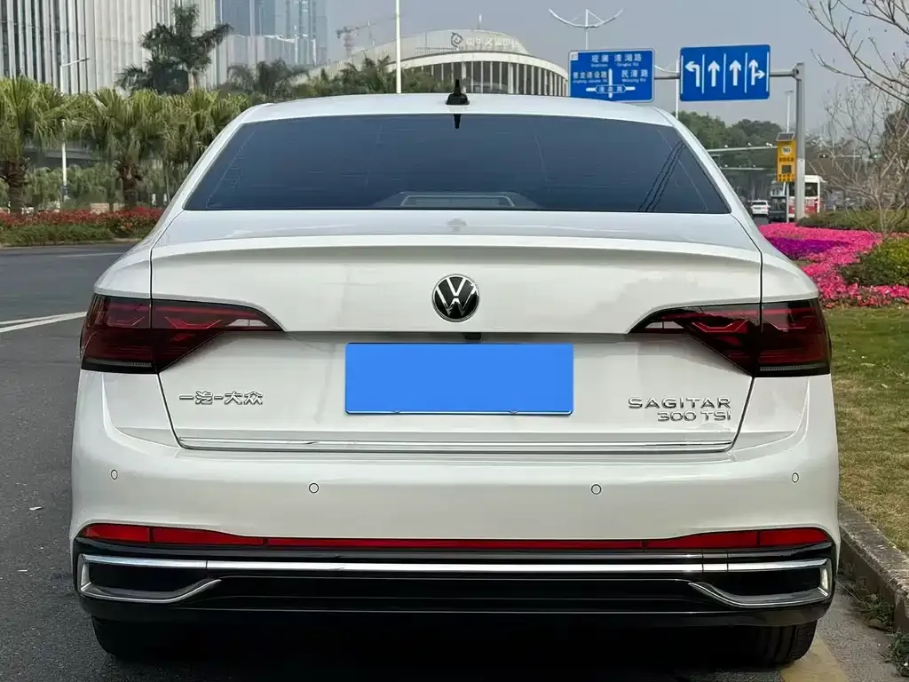 Volkswagen Sagitar 2023 из CN, фото 2