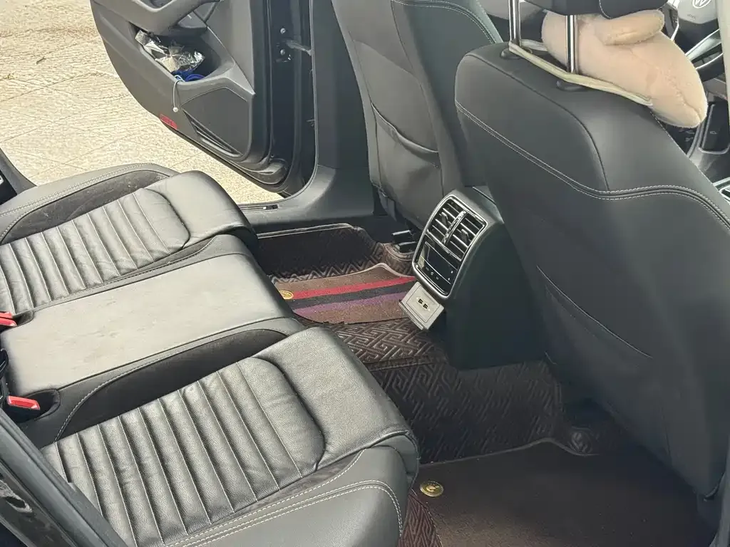 Volkswagen Magotan 2021 из CN, фото 2