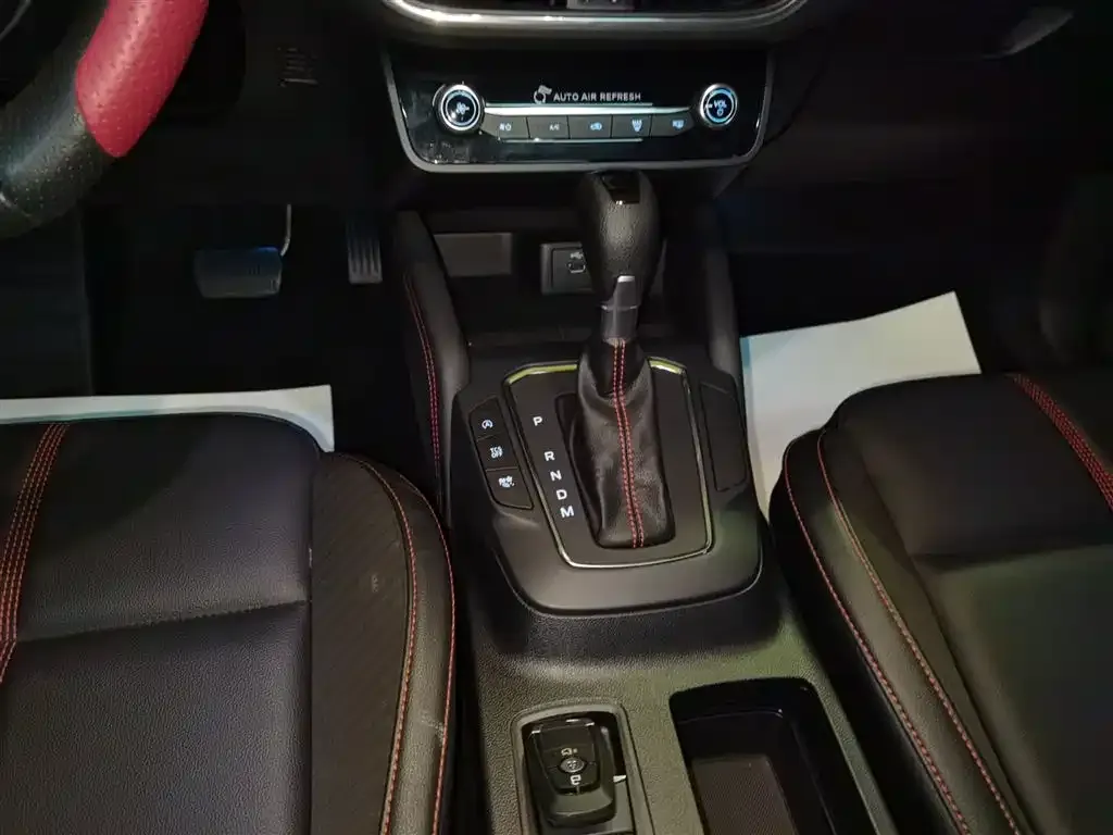 Ford Focus 2022 из CN, фото 6