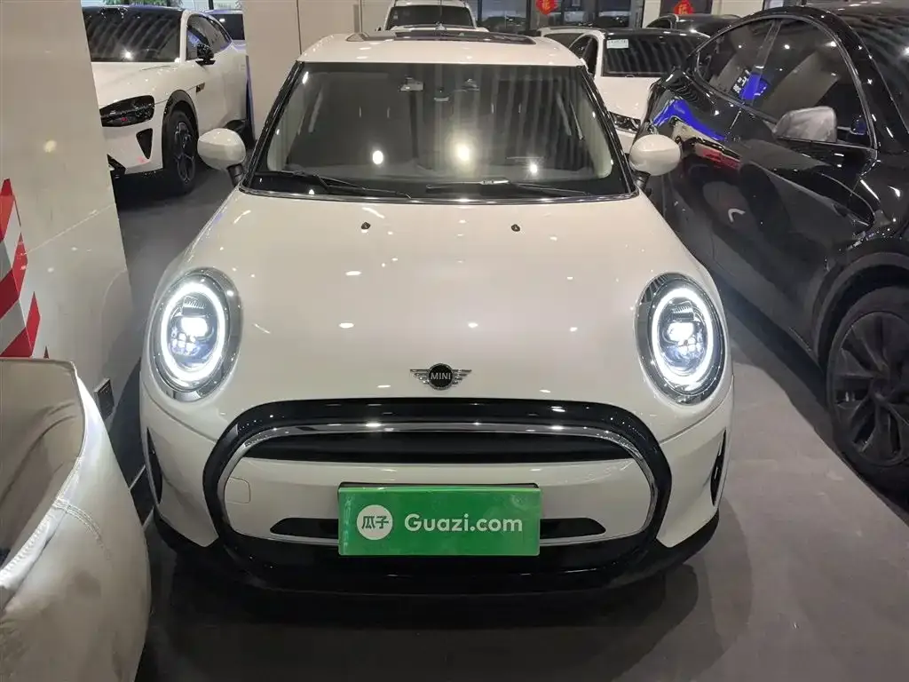 MINI Cooper (3-door) 2024 из CN, фото 8