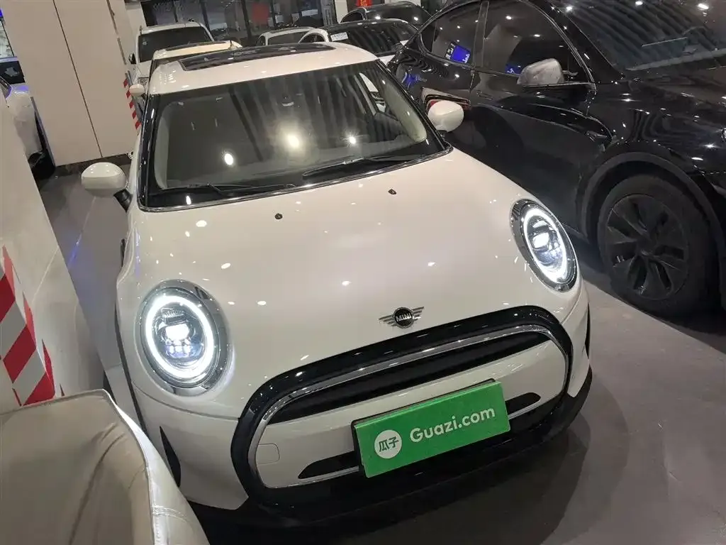 MINI Cooper (3-door) 2024 из CN, фото 5