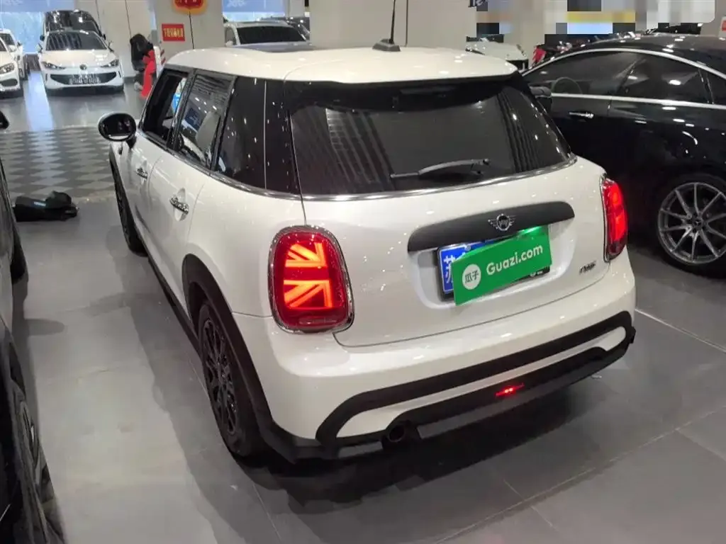 MINI Cooper (3-door) 2024 из CN, фото 3