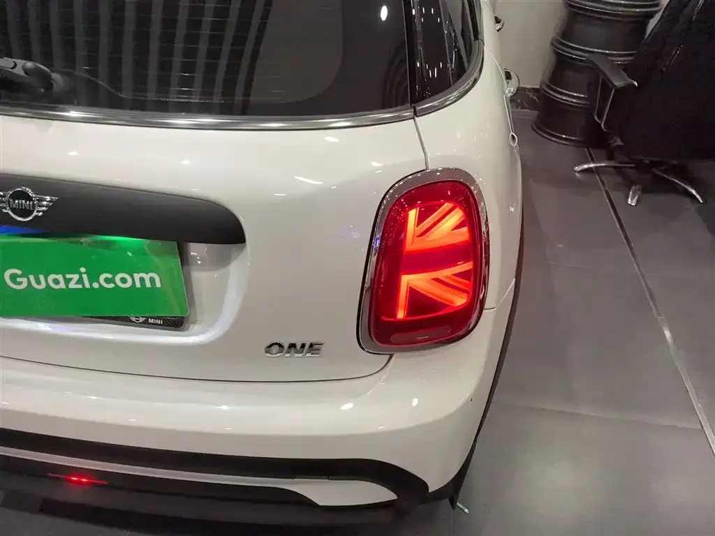 MINI Cooper (3-door) 2024 из CN, фото 7