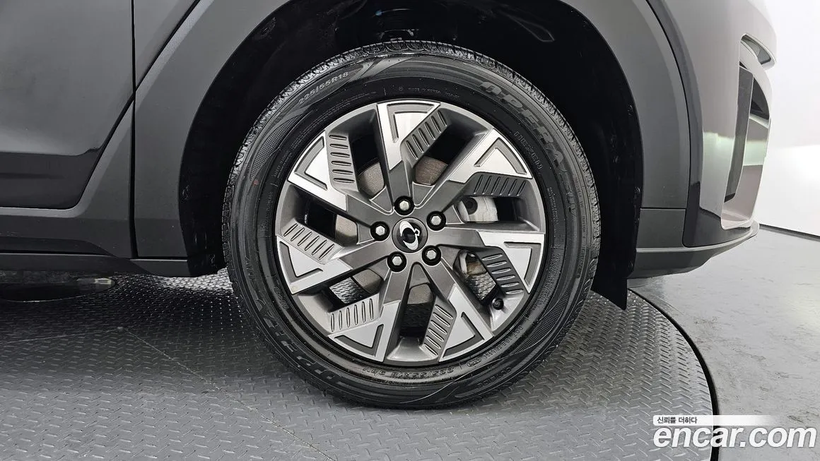 KG Mobility (Ssangyong) Torres 2024 из KR, фото 7