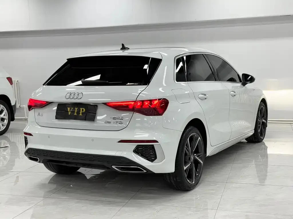 Audi A3 2022 из CN, фото 8
