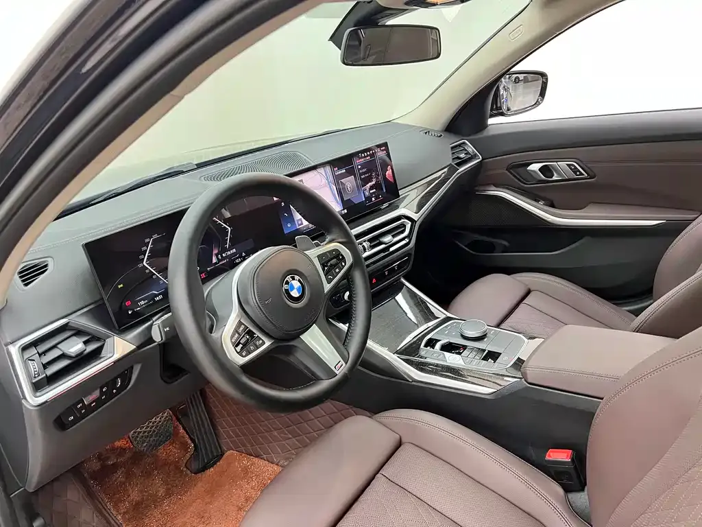 BMW 3 Series 2023 из CN, фото 9