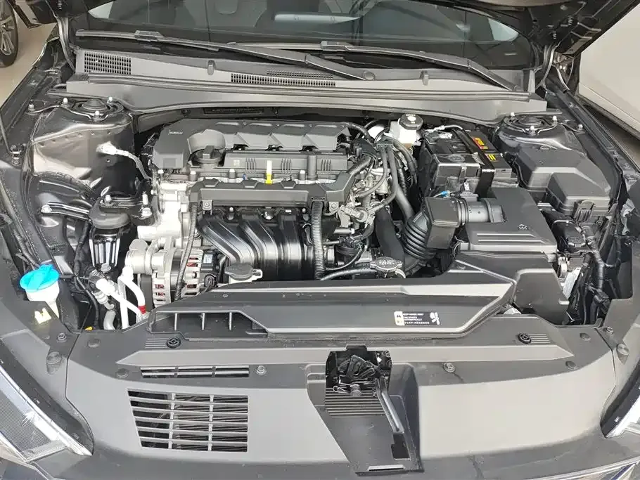 Hyundai Elantra 2022 из CN, фото 10