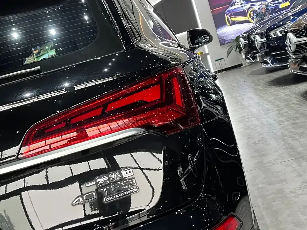 Audi Q5L 2023 из CN, фото 3