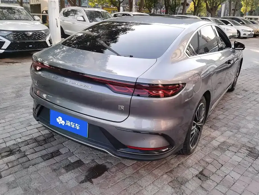 BYD Han — фото 10