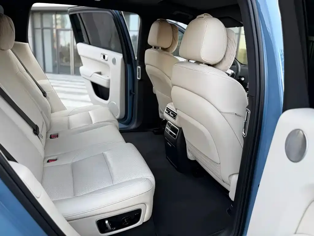 Li Auto L7 2023 из CN, фото 2