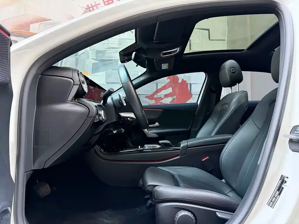 Mercedes-Benz A-Class 2022 из CN, фото 4