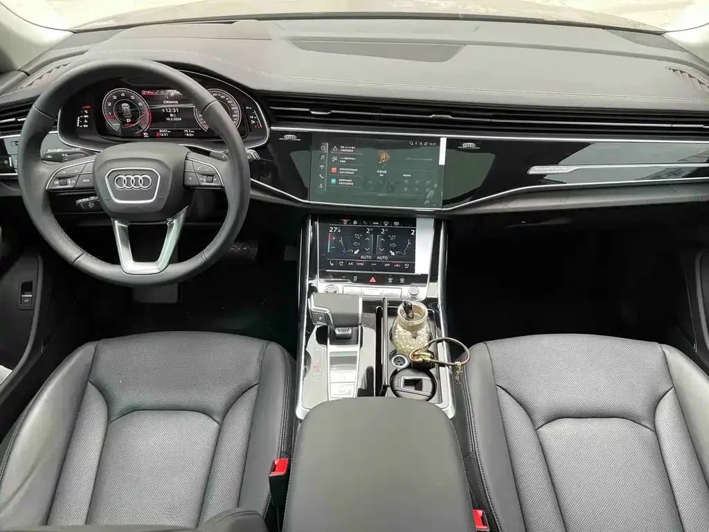 Audi Q8 2025 из CN, фото 10