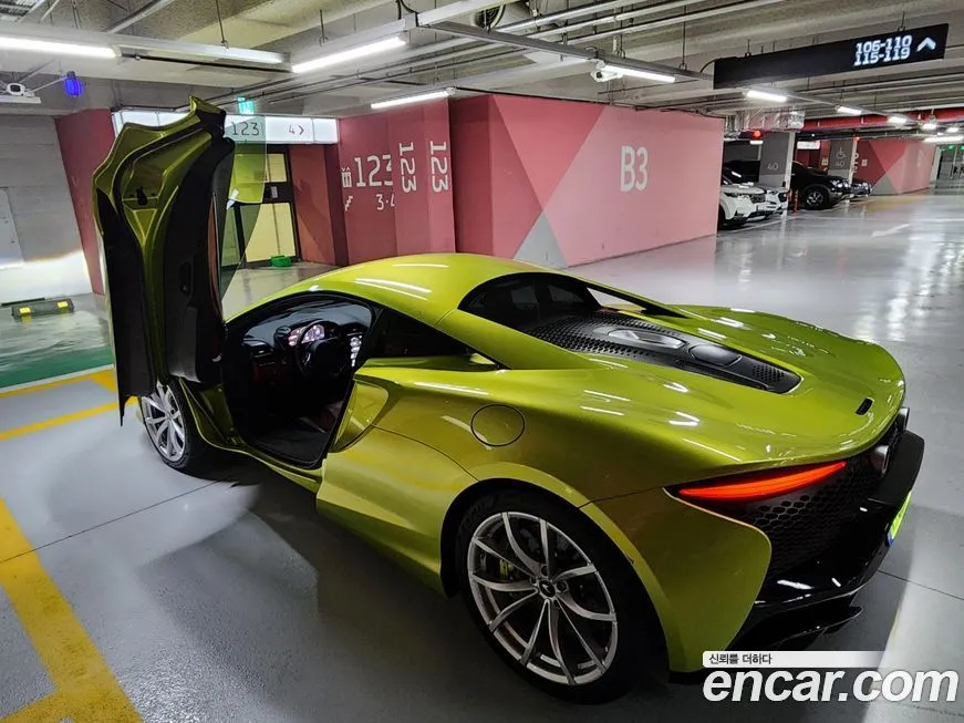 Mclaren Artura 2023 из KR, фото 10
