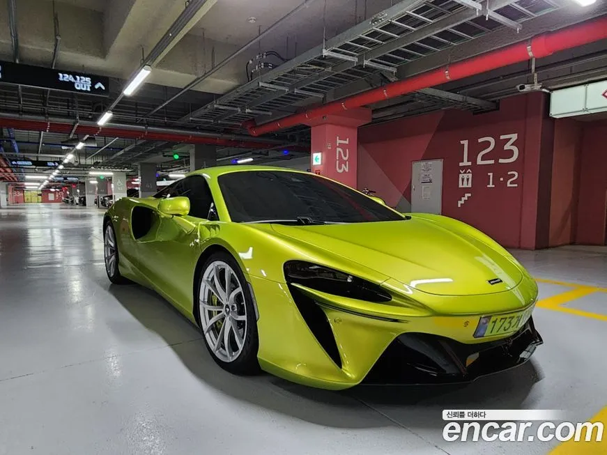 Mclaren Artura 2023 из KR, фото 2