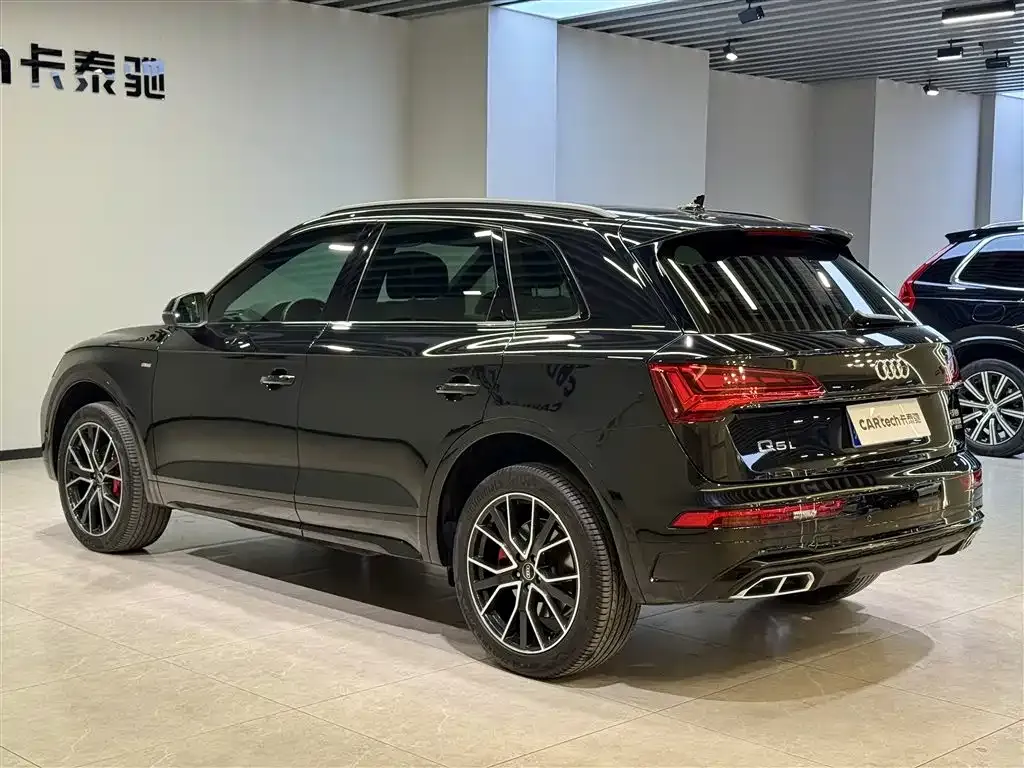 Audi Q5L 2024 из CN, фото 6
