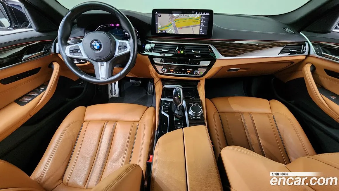 BMW 5-Series — фото 10