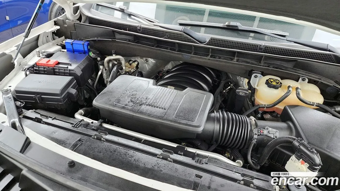 Cadillac Escalade 2022 из KR, фото 10