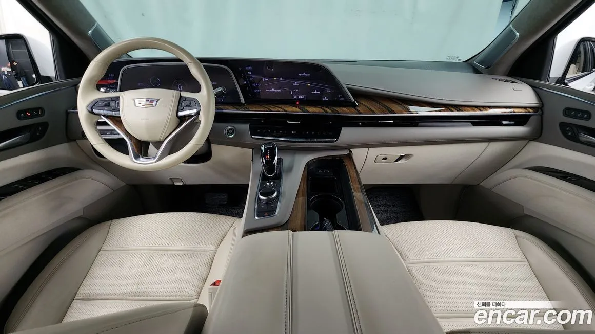 Cadillac Escalade 2022 из KR, фото 8