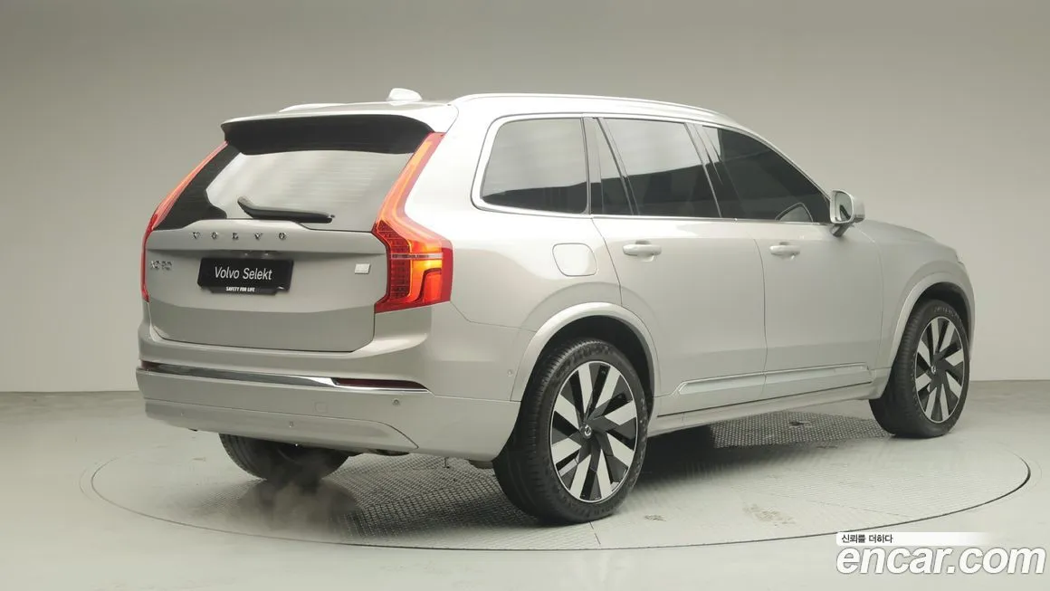 Volvo XC90 — фото 3